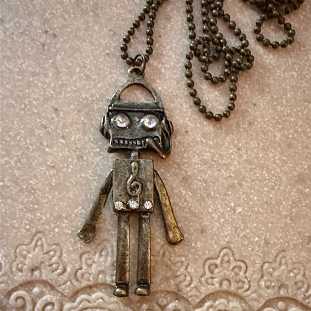 Vintage Metal articulated Robot Singer Pendant Necklace - Picture 1 of 1